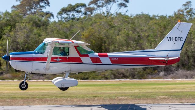 Cessna 152 (VH-BFC)