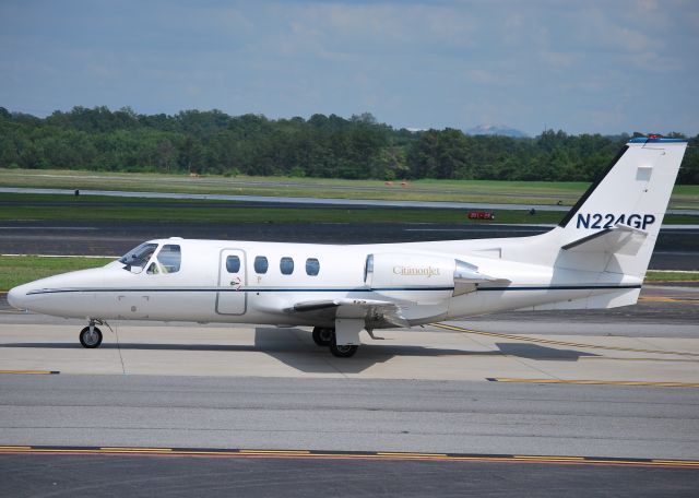 Cessna Citation 1SP (N224GP) - PONDER INVESTMENT LLC taxiing - 5/14/12