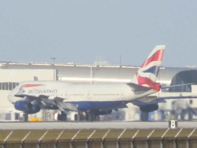 Boeing 747-400 (G-BNLV) - Taxiing to the terminal.From a distance!