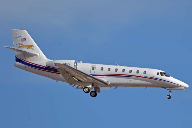 Cessna Citation Sovereign (N542CC) - Zambezi LLC Cessna 680 Citation Sovereign N542CC at Phoenix Sky Harbor on June 12, 2018. 