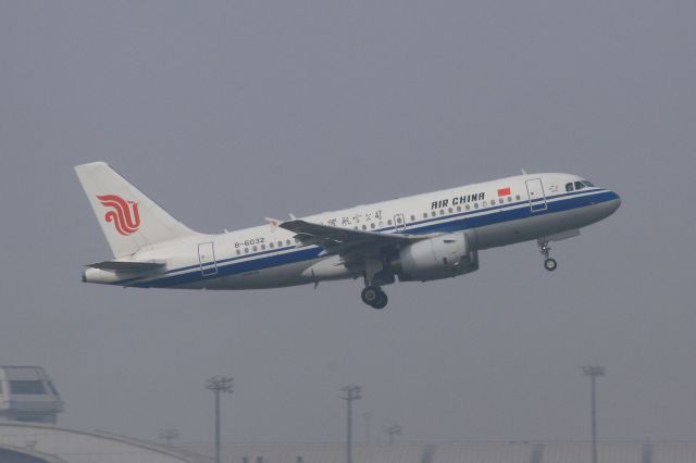 Airbus A319 (B-6032) - 18.03.2016