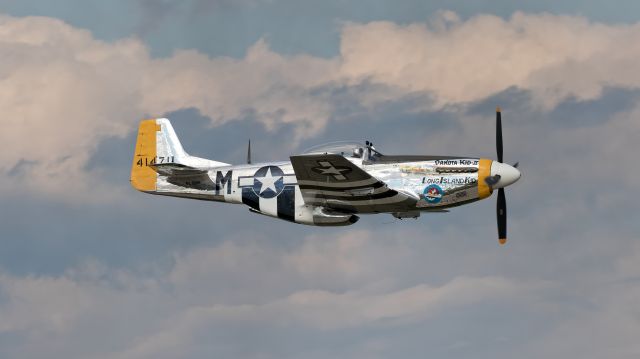 North American P-51 Mustang (N151HR)