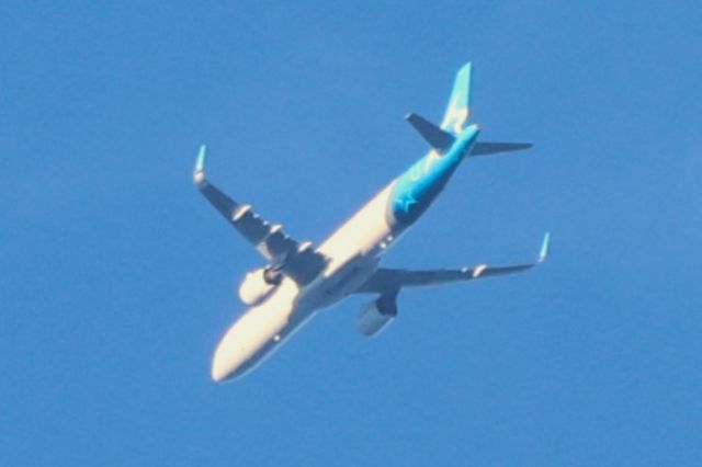 Airbus A321 (C-GOKC) - C-GOKC Airbus A-321-271 Air Transat TS154 de Montreal YUL vers Brussels BRU Altitude 4982 Mètres Vitesse 821 Km/H Survolant le fleuve St-Laurent QC. à Lavaltrie le 06-07-2024 à 19:35.