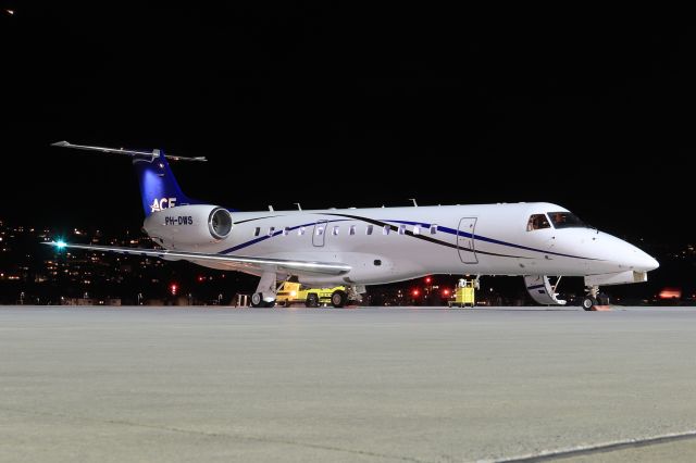 Embraer ERJ-135 (PH-DWS)