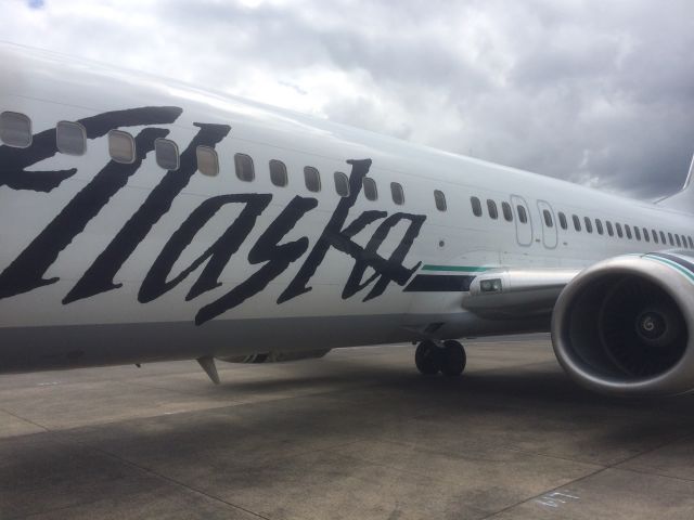 BOEING 737-400 — - Alaska Aviation Day 2014 in Portland