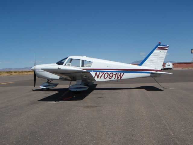 Piper Cherokee (N7091W)