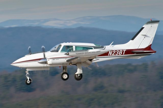 Cessna 310 (N23BT) - 12\30\09