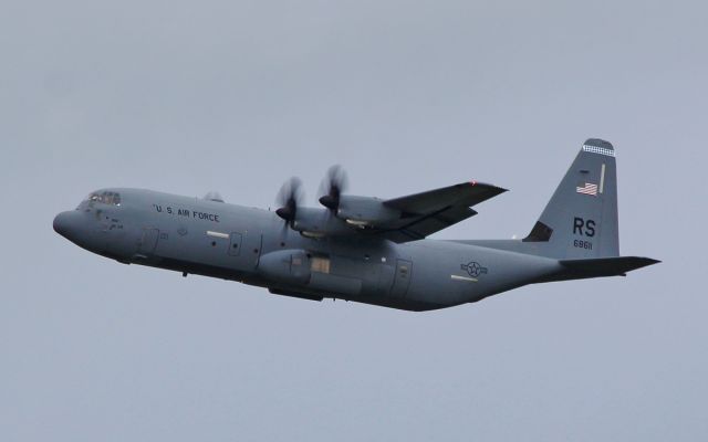 Lockheed C-130 Hercules (06-8611) - usaf ramstein c-130j 06-8611 dep shannon 16/11/15.