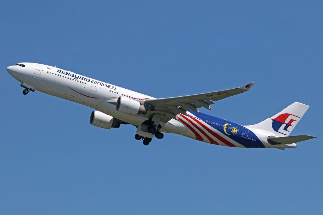 Airbus A330-300 (9M-MTD) - "Malaysia Negaraku" livery