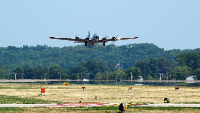 N5017N — - B-17 Flying Fortress