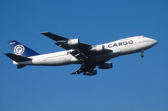 Boeing 747-200 (N921FT) - Departure at Narita Intl Airport Rwy16R on 2000/04/01