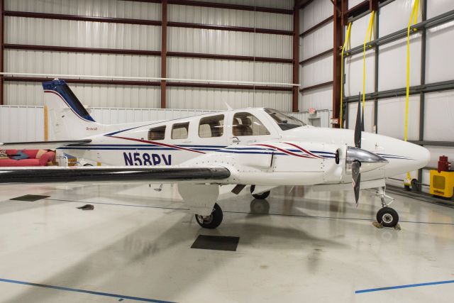 Beechcraft Baron (58) (N58PV)