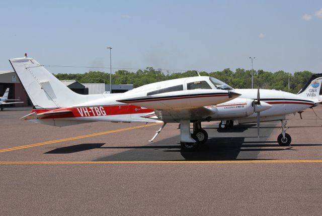 Cessna 310 (VH-TBG)