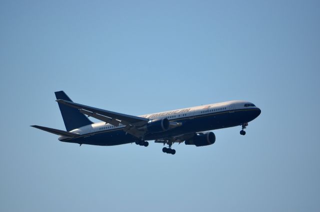 BOEING 767-300 (N768NA)