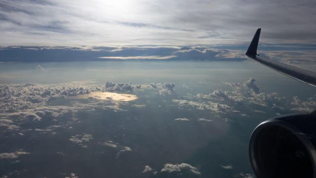 Boeing 757-200 — - Early morning thunderstorms are building, flight from MKE to MSP.