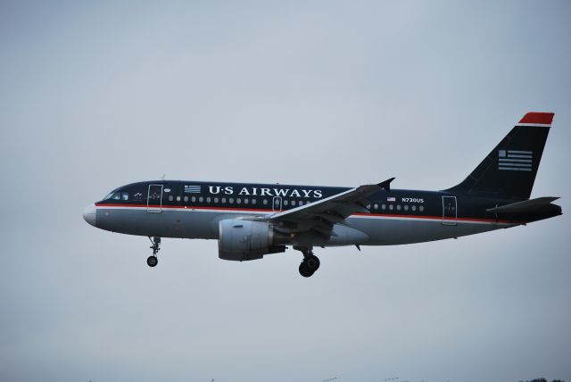 Airbus A319 (N730US) - On approach runway 18L - 10/23/09