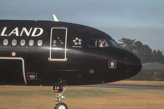 Airbus A320 (ZK-OAB) - Air New Zealand A320 departing Christchurch early morning runway 20 