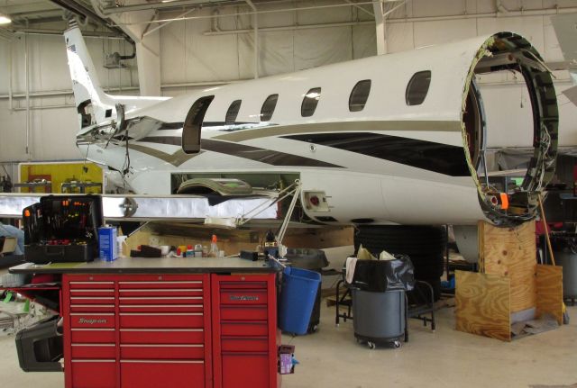 Cessna Citation Excel/XLS (N615EC) - Cessna Citation Excel 560XL in the shop for a little light maintenance. 