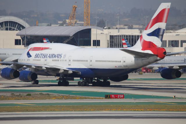 Boeing 747-400 (G-CIVV)