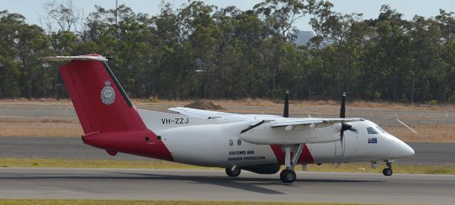 de Havilland Dash 8-200 (VH-ZZJ) - Taken in Gladstone on the 18 October 2013