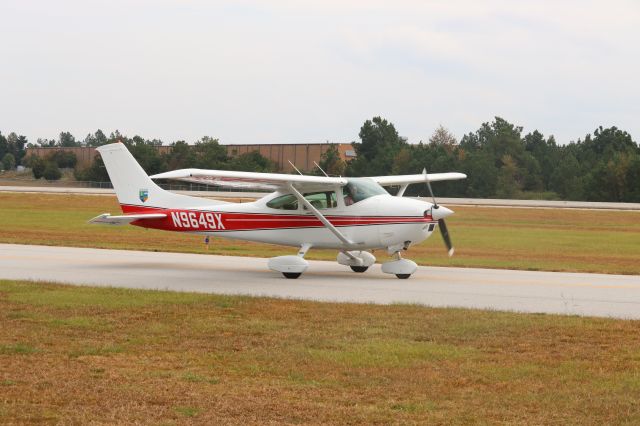 Cessna Skylane (N9649X)