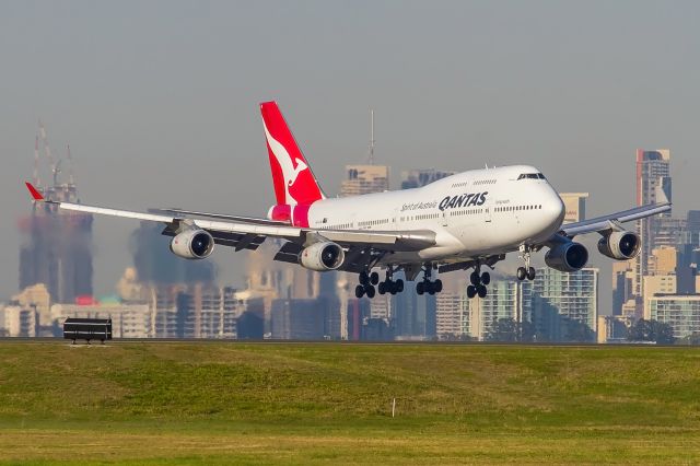 Boeing 747-400 (VH-OJM)