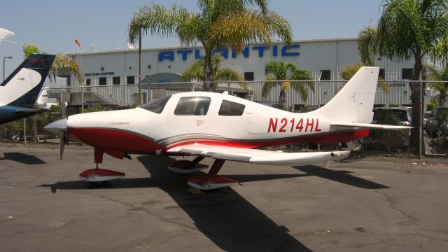 Cessna 400 (N214HL) - Parked at Santa Ana