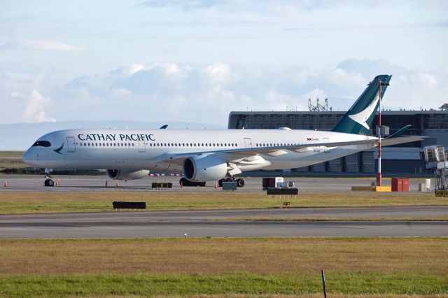 Airbus A350-900 (B-LRO)