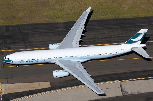 Airbus A330-300 (B-LBA) - Taxiing towards runway 16R