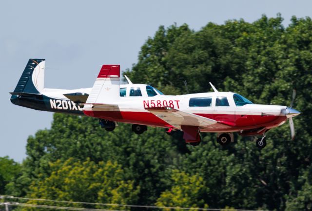 Mooney M-20 Turbo (N5808T)