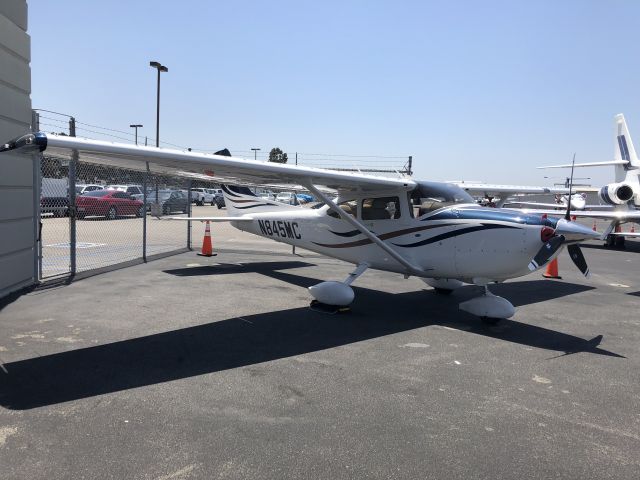 Cessna Skylane (N845MC)