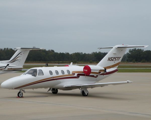 Cessna Citation CJ1 (N525TF)