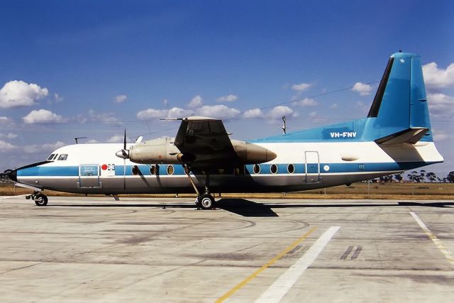 Diamond Twin Star (VH-FNV) - FOKKER F27-200 FRIENDSHIP - REG : VH-FNV (CN 10252) - TULLAMARINE MELBOURNE VIC. AUSTRALIA - YMML (4/11/1971) 35MM SLIDE SCANNED WITH A EPSON V700 PERFECTION SCANNER AT 6400 DPI.