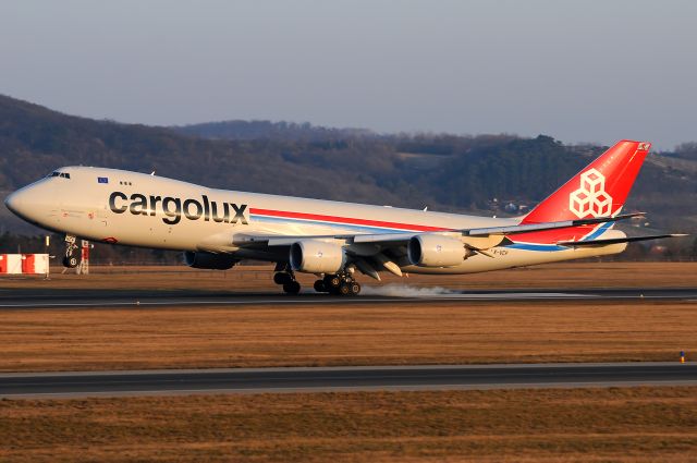 BOEING 747-8 (LX-VCF)