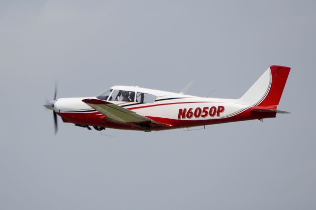 Piper PA-24 Comanche (N6050P) - A new paint scheme