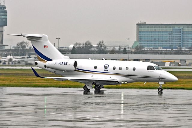 Embraer Legacy 450 (C-GASE)