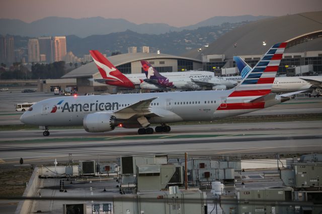 Boeing 787-8 (N810AN)