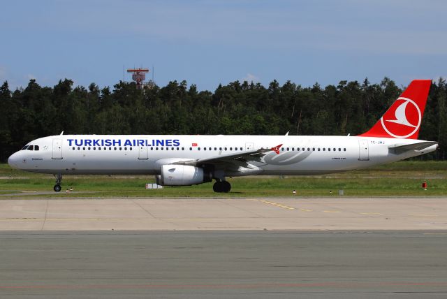 Airbus A321 (TC-JMJ)