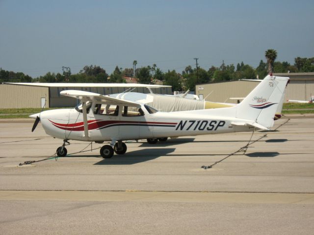 Cessna Skyhawk (N710SP) - PARKED AT FULLERTON