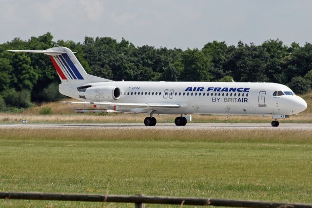 Fokker 100 (F-GPXA)