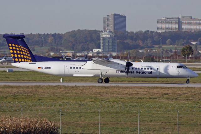 de Havilland Dash 8-300 (D-ADHT) - "Lufthansa Régional" livery