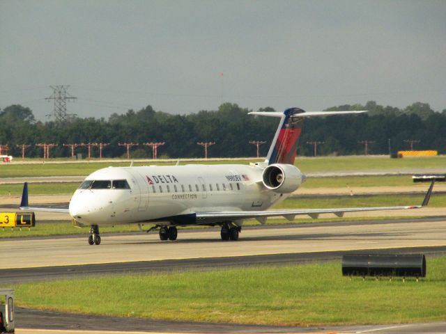 Canadair Regional Jet CRJ-200 (N980EV)