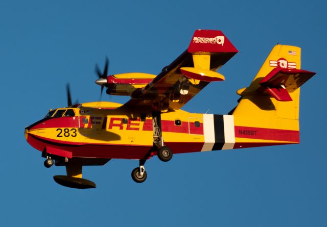 Canadair CL-415 SuperScooper (N418BT)