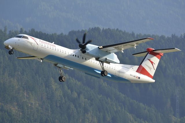 de Havilland Dash 8-400 (OE-LGE)