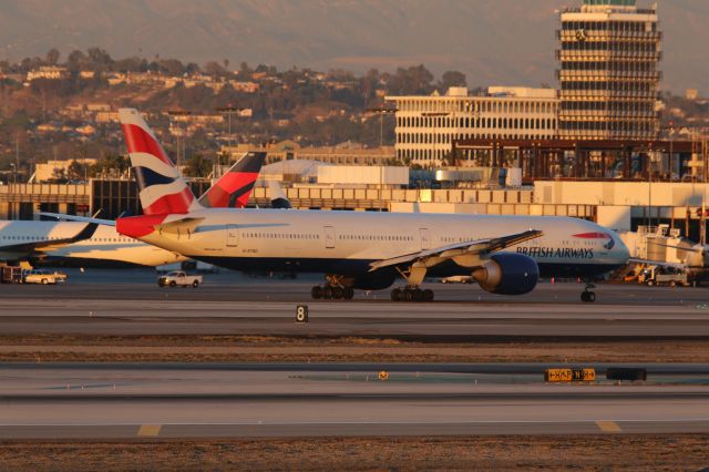 BOEING 777-300ER (G-STBD)