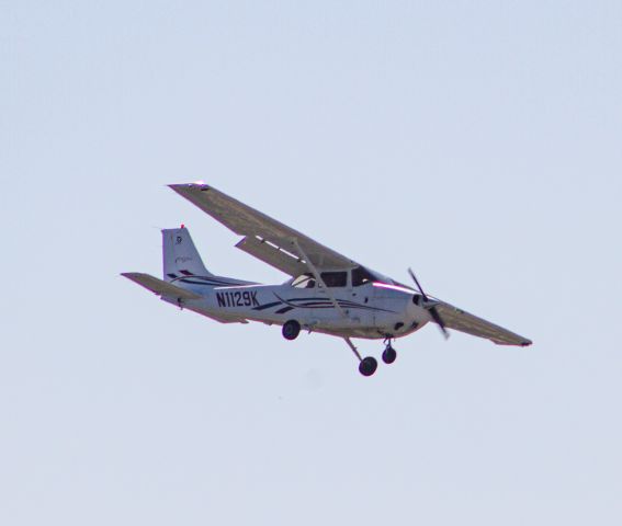 Cessna Skyhawk (N1129K)