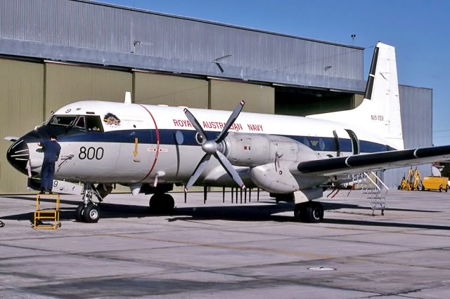 Hawker Siddeley HS-748 (N15709) - AUSTRALIA - NAVY - HAWKER SIDDELEY HS-748 SRS 2/268 - REG : N15-709 (CN 1709) - NOWRA NSW. AUSTRALIA - YSNW (30/6/1988)