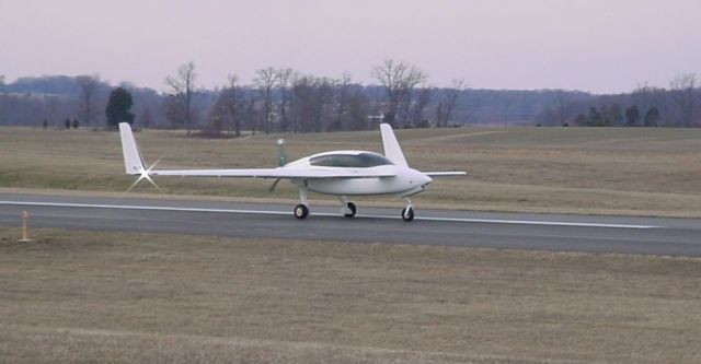 VELOCITY Velocity (N72M) - Test flight on 3/3/09...