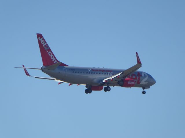 Boeing 737-800 (G-GDFR) - Jet2.com B737-800(WL) G-GDFR due to land at FAO, 21.09.2016. Photo made at the Faro marina.