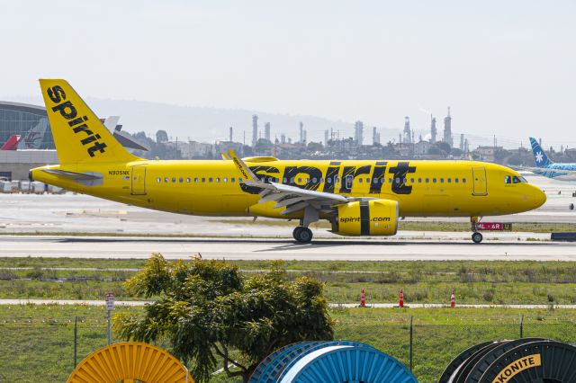Airbus A320 (N905NK) - Arrival at LAX